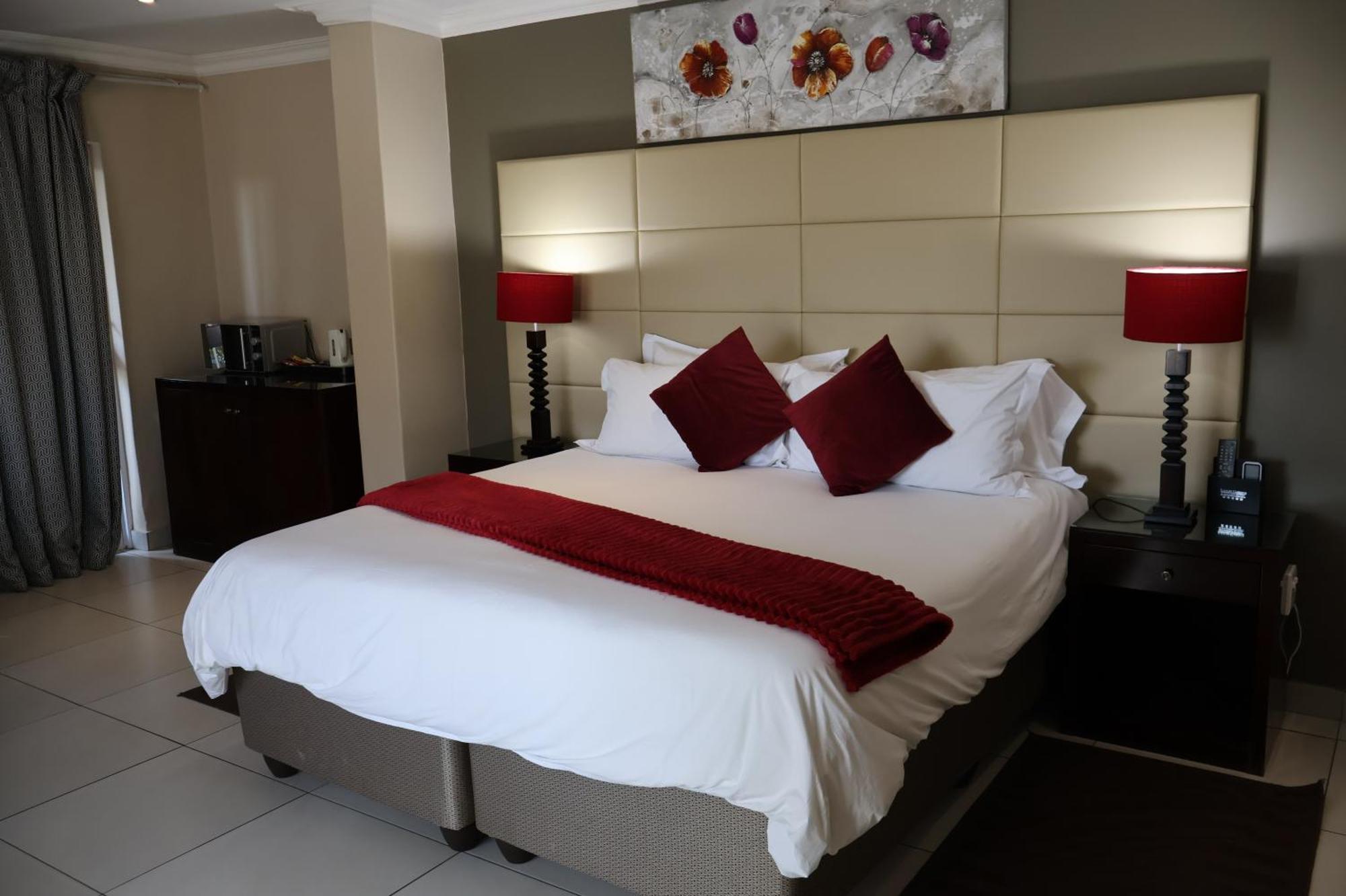 Airport Gardens Boutique Hotel Boksburg Esterno foto