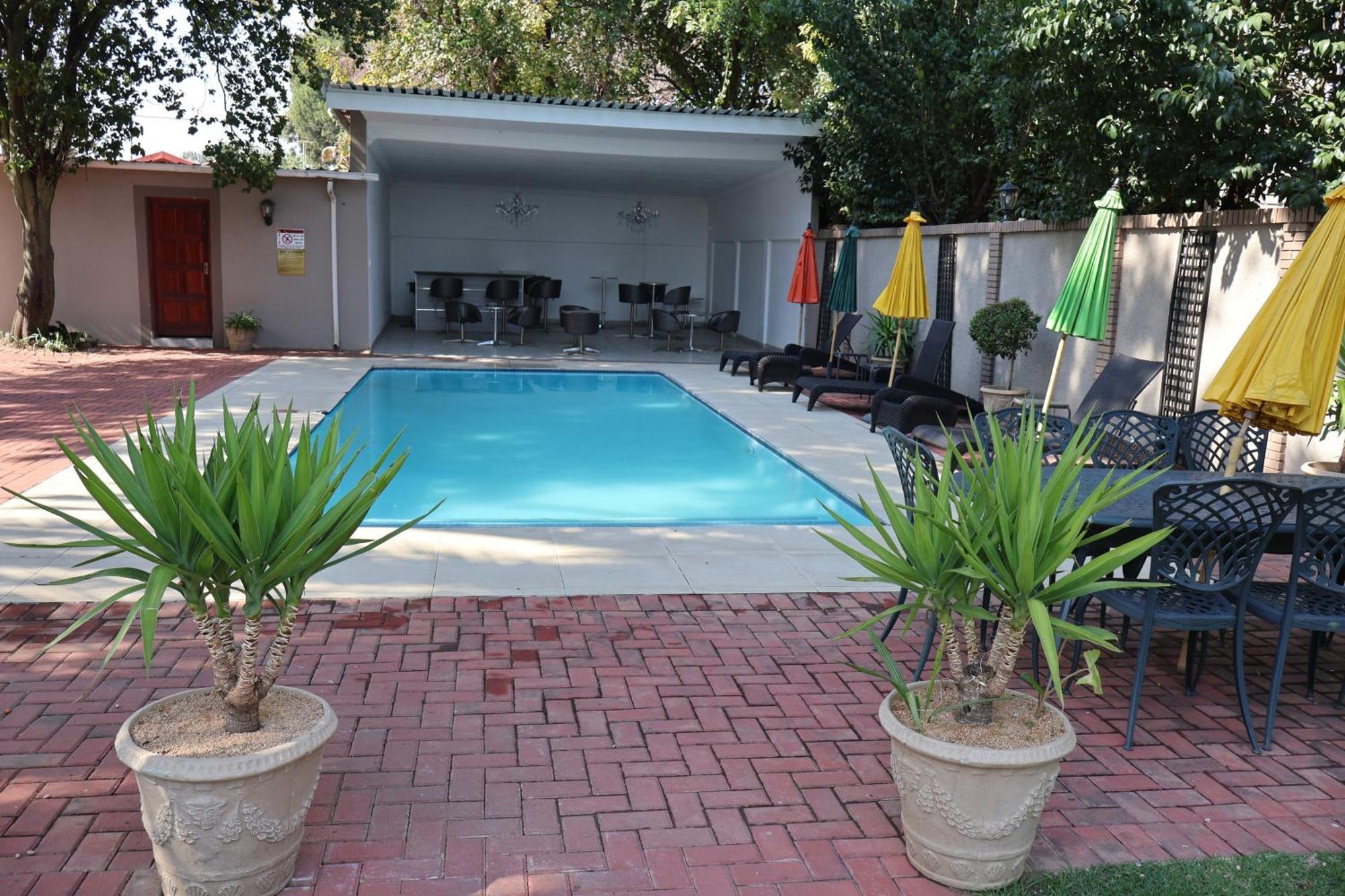 Airport Gardens Boutique Hotel Boksburg Esterno foto