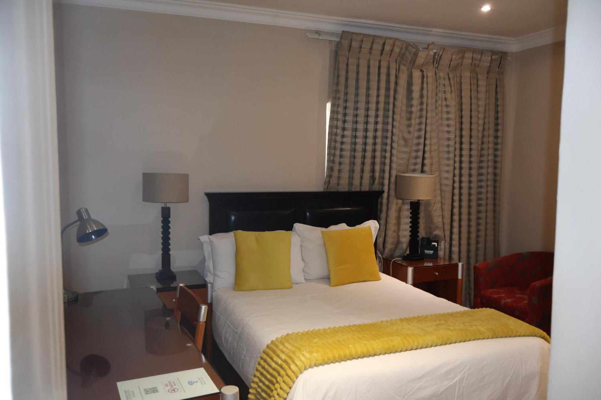 Airport Gardens Boutique Hotel Boksburg Esterno foto