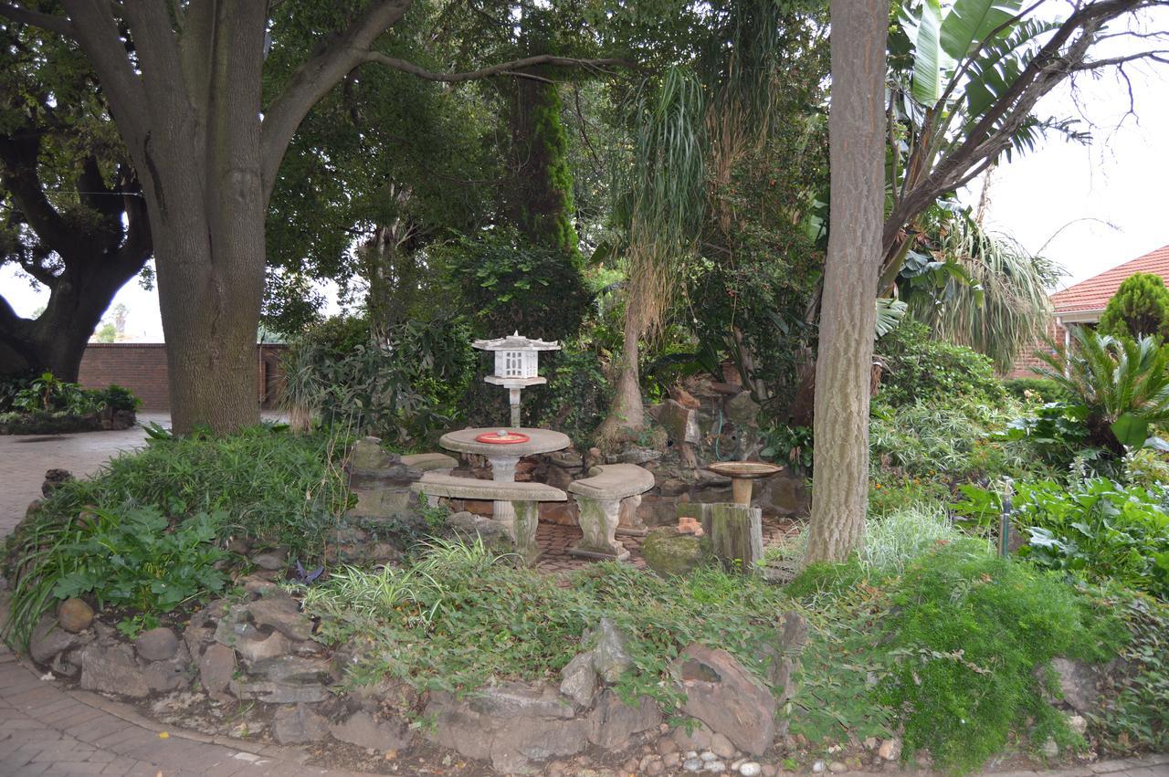 Airport Gardens Boutique Hotel Boksburg Esterno foto