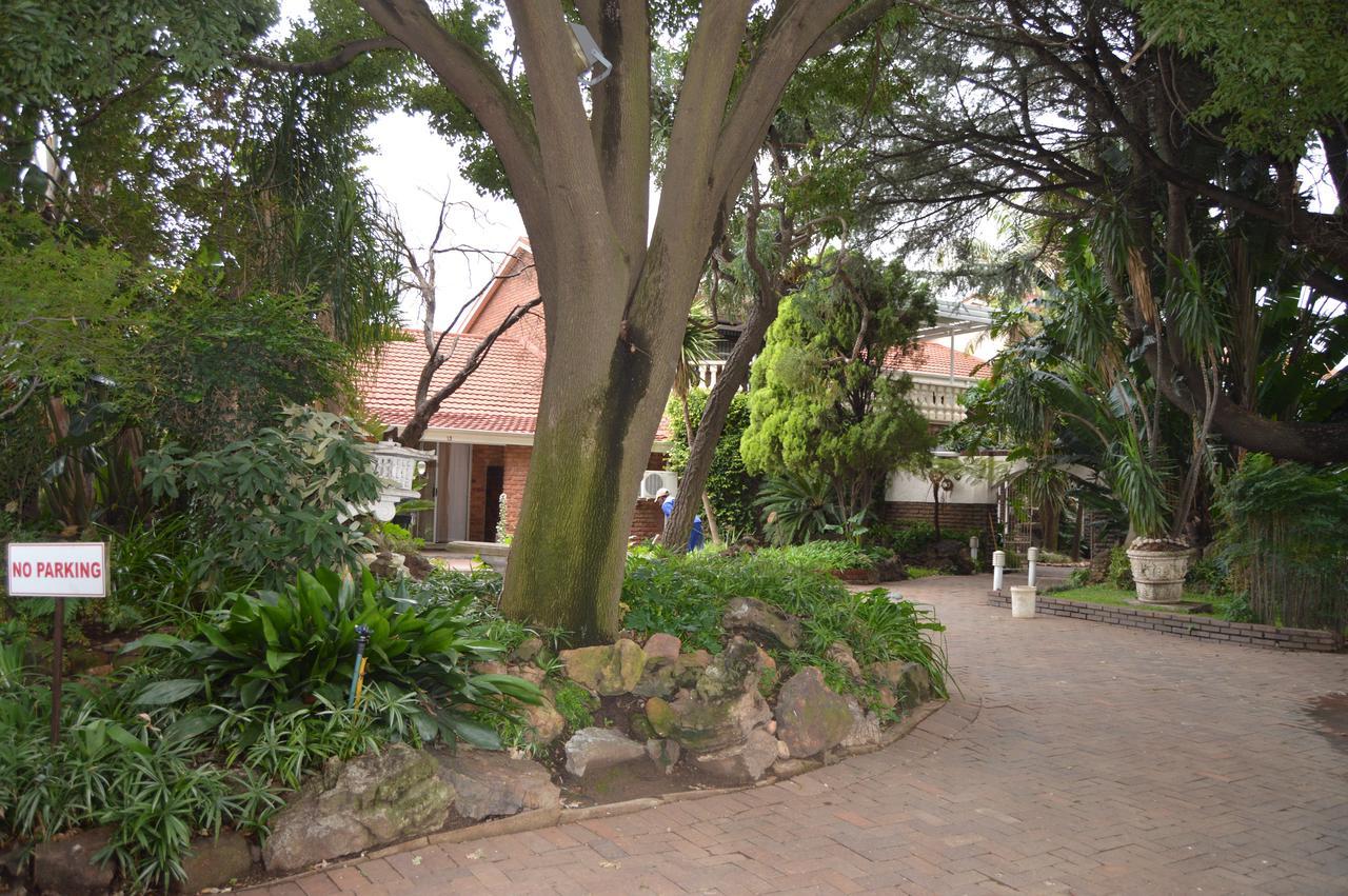 Airport Gardens Boutique Hotel Boksburg Esterno foto