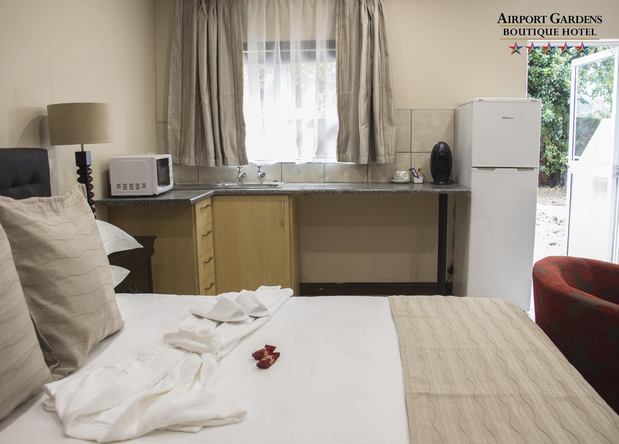 Airport Gardens Boutique Hotel Boksburg Esterno foto