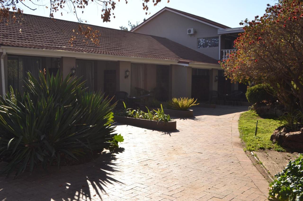 Airport Gardens Boutique Hotel Boksburg Esterno foto