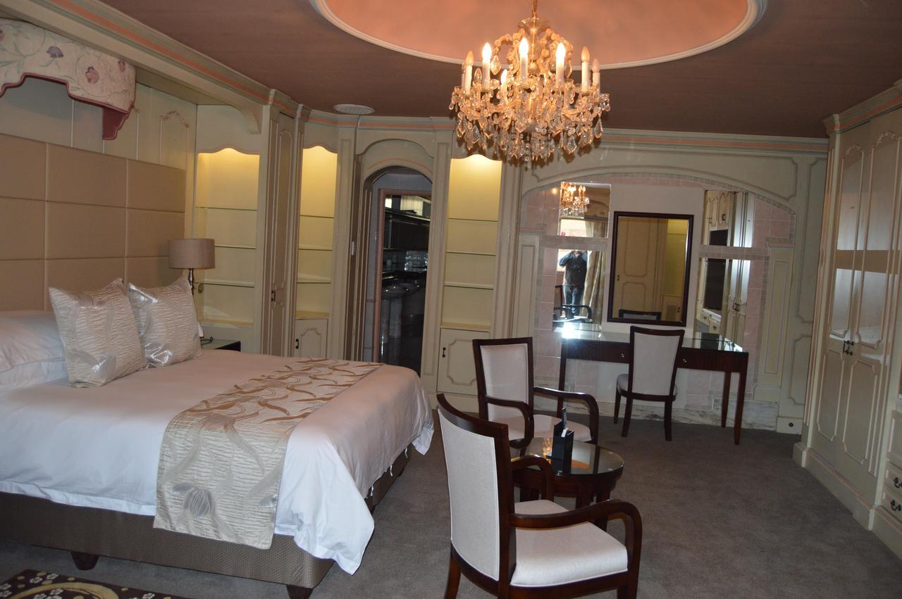 Airport Gardens Boutique Hotel Boksburg Esterno foto