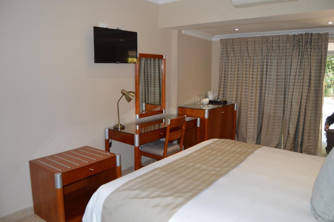 Airport Gardens Boutique Hotel Boksburg Esterno foto