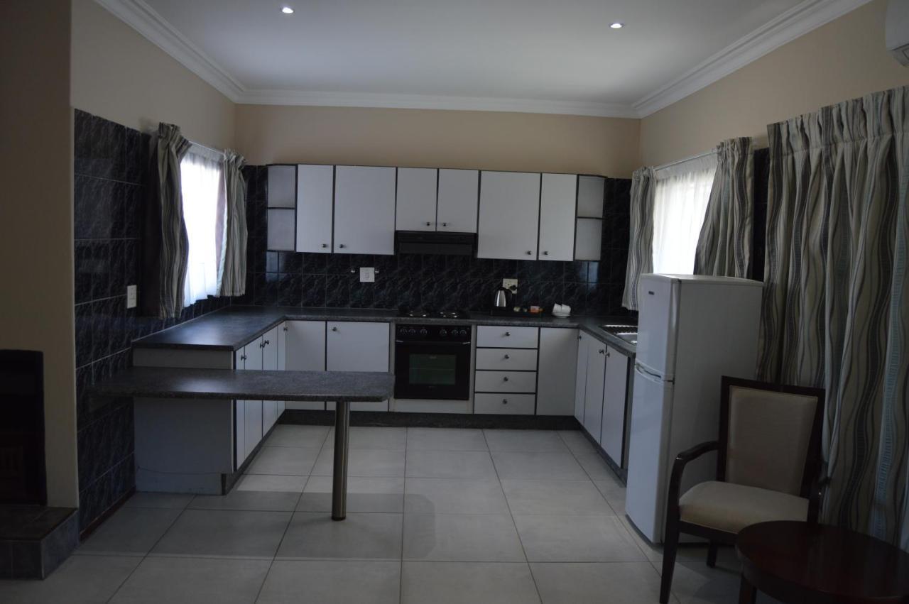 Airport Gardens Boutique Hotel Boksburg Esterno foto