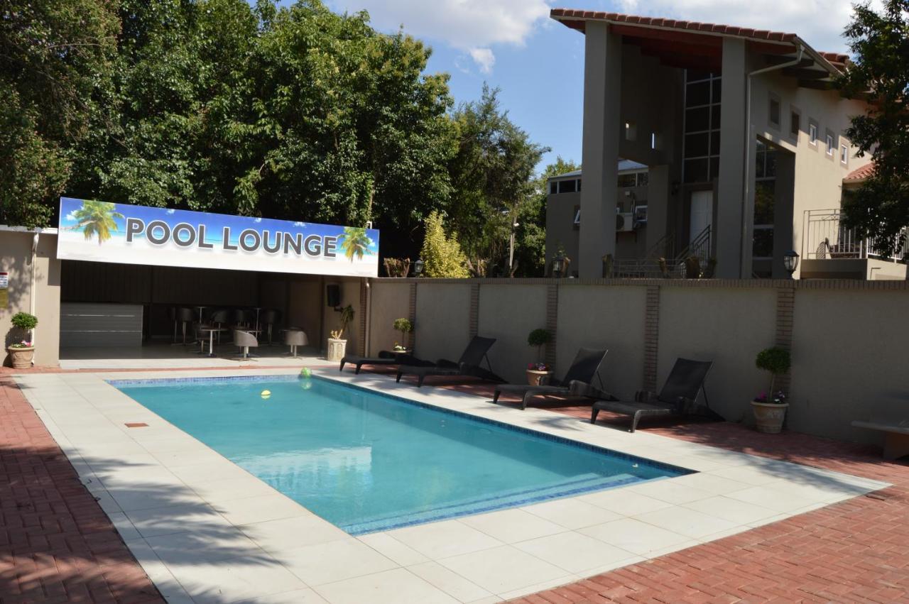 Airport Gardens Boutique Hotel Boksburg Esterno foto
