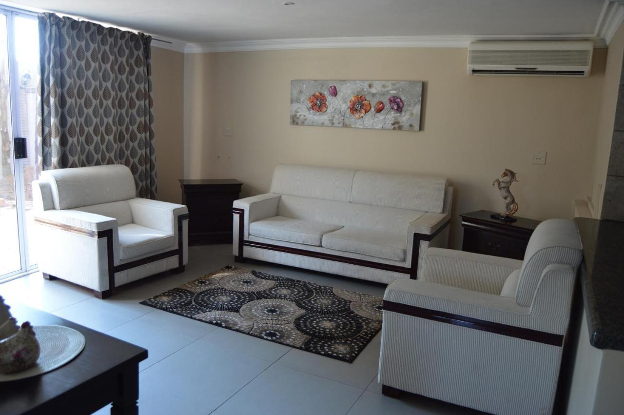 Airport Gardens Boutique Hotel Boksburg Esterno foto