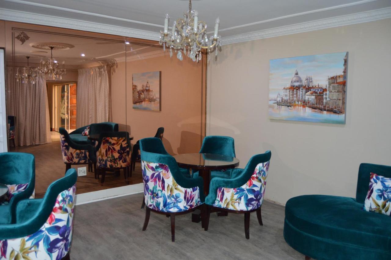 Airport Gardens Boutique Hotel Boksburg Esterno foto